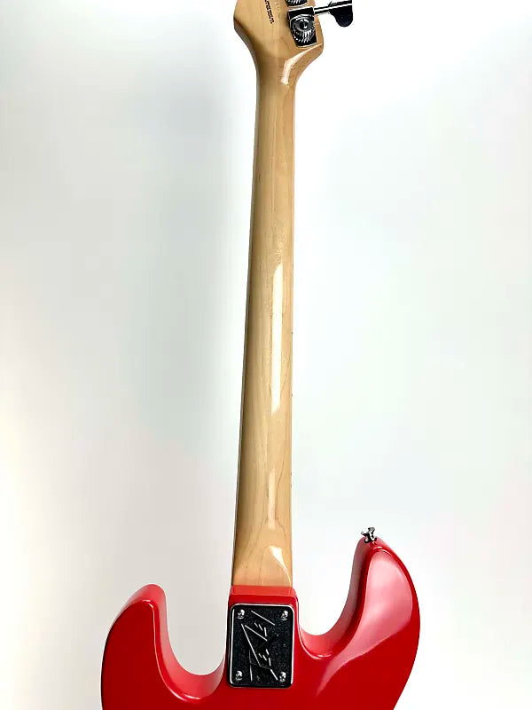 PEAVEY T-40 BASS RED W/CASE