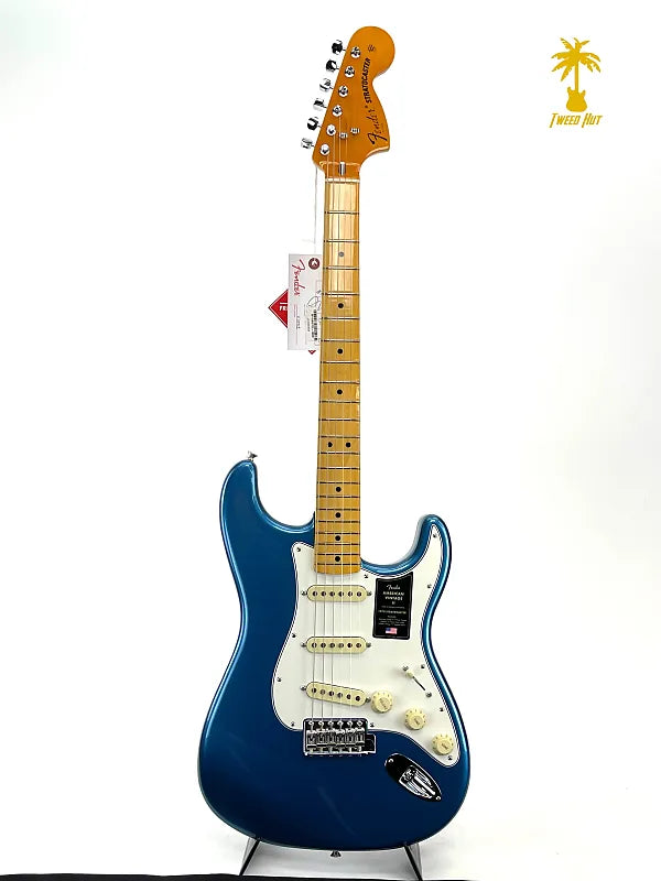 FENDER AMERICAN VINTAGE II '73 STRATOCASTER-LAKE PLACID BLUE