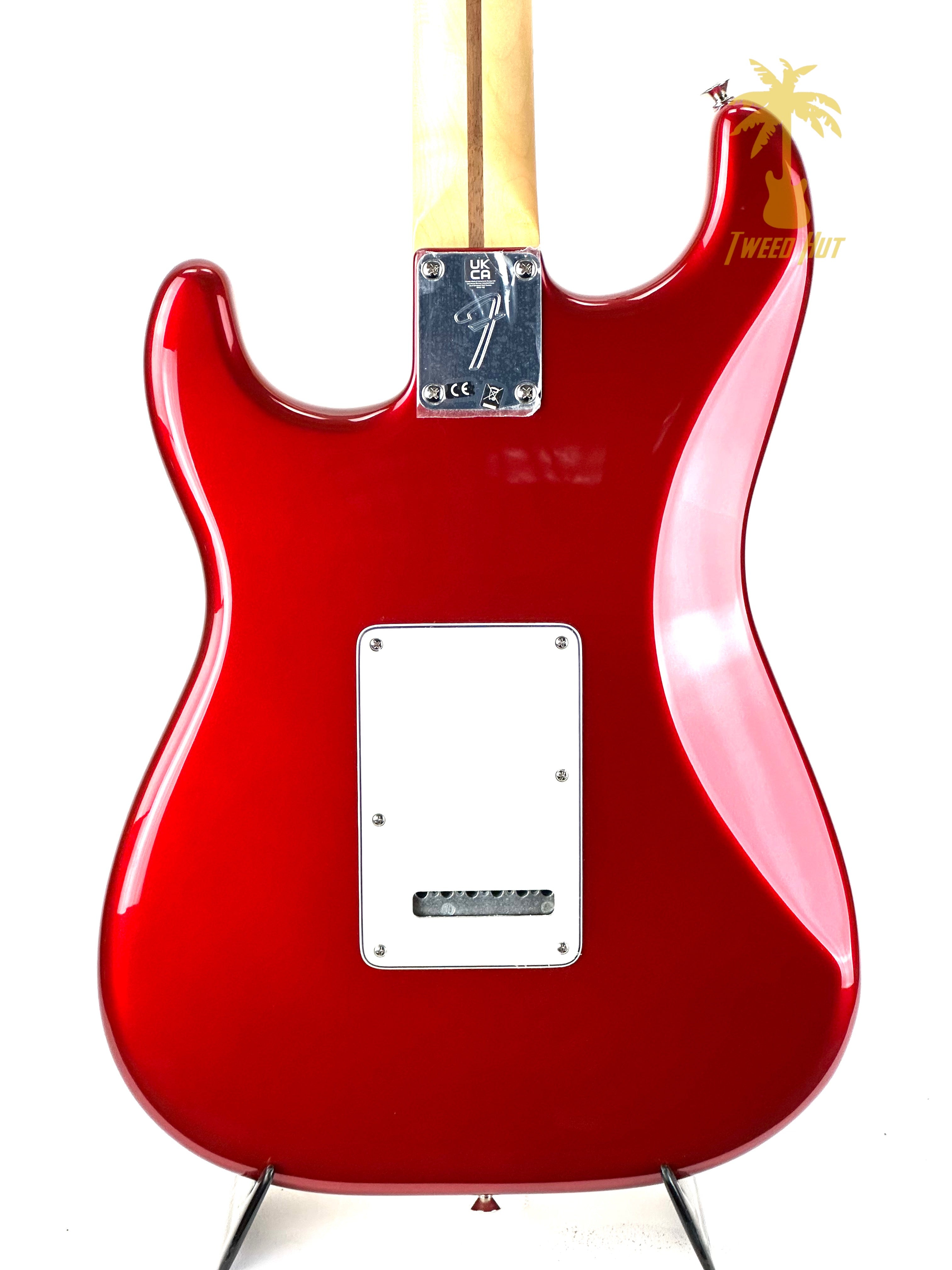 FENDER PLAYER STRATOCASTER MAPLE NECK CANDY APPLE RED