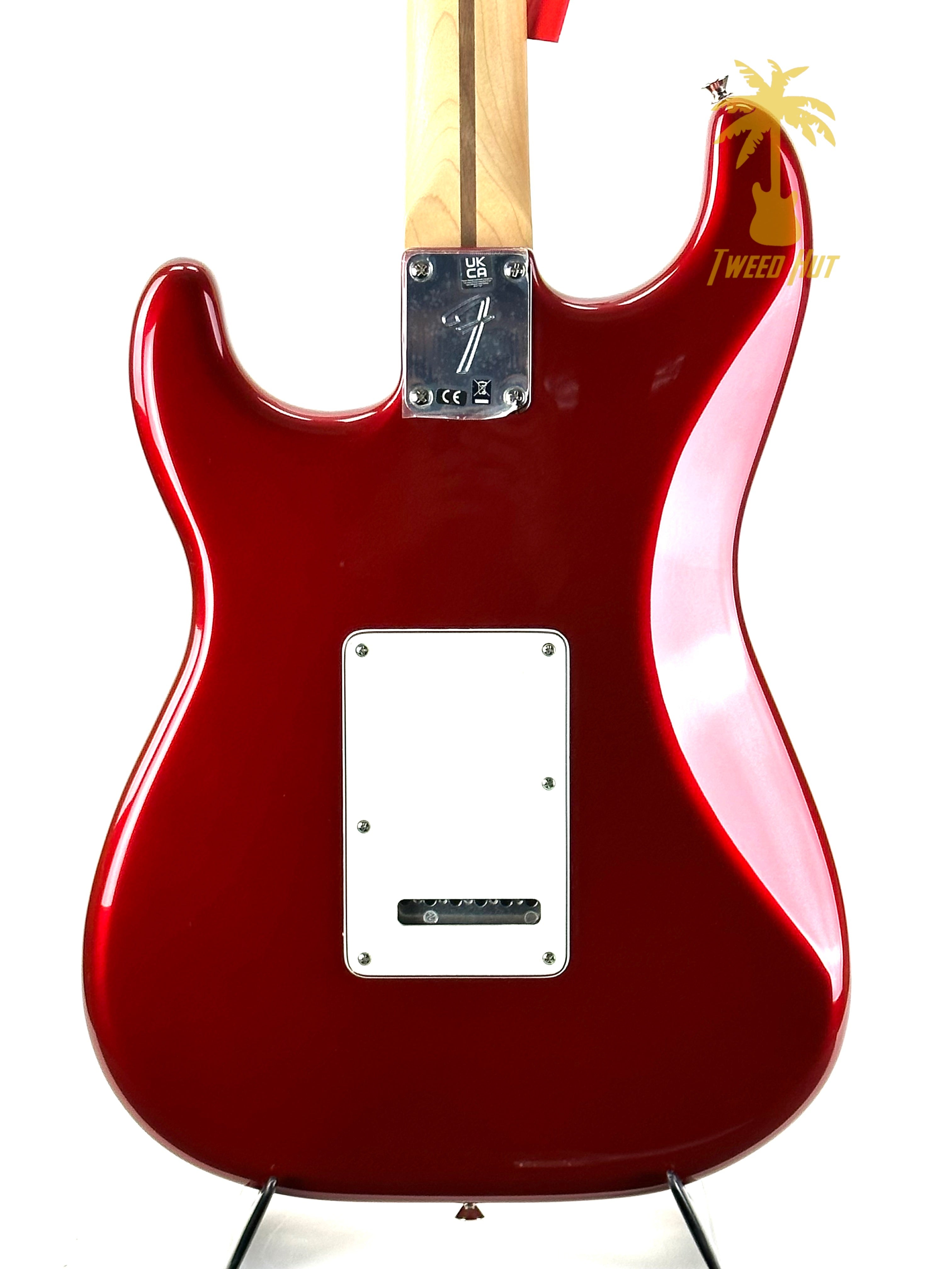 FENDER PLAYER STRATOCASTER HSS PAU FERRO - CANDY APPLE RED